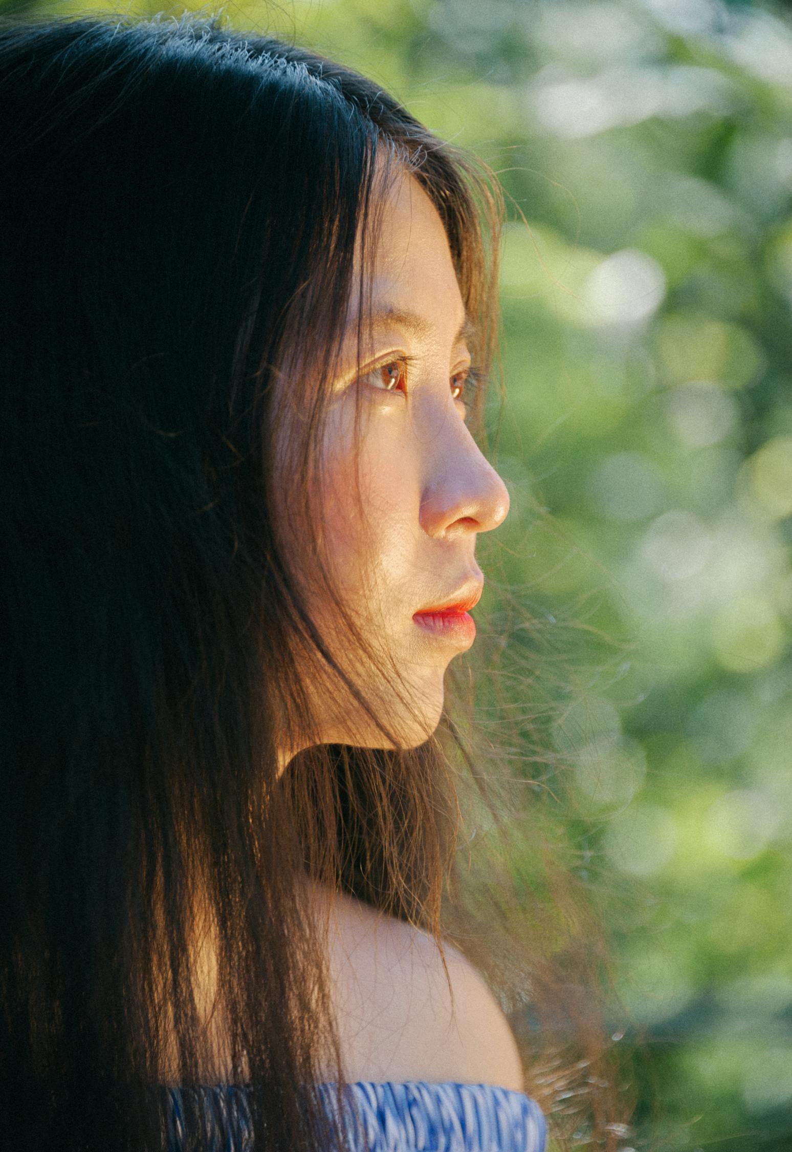 關(guān)婷娜最新圖片大全，展現(xiàn)魅力與風(fēng)采的無(wú)限可能