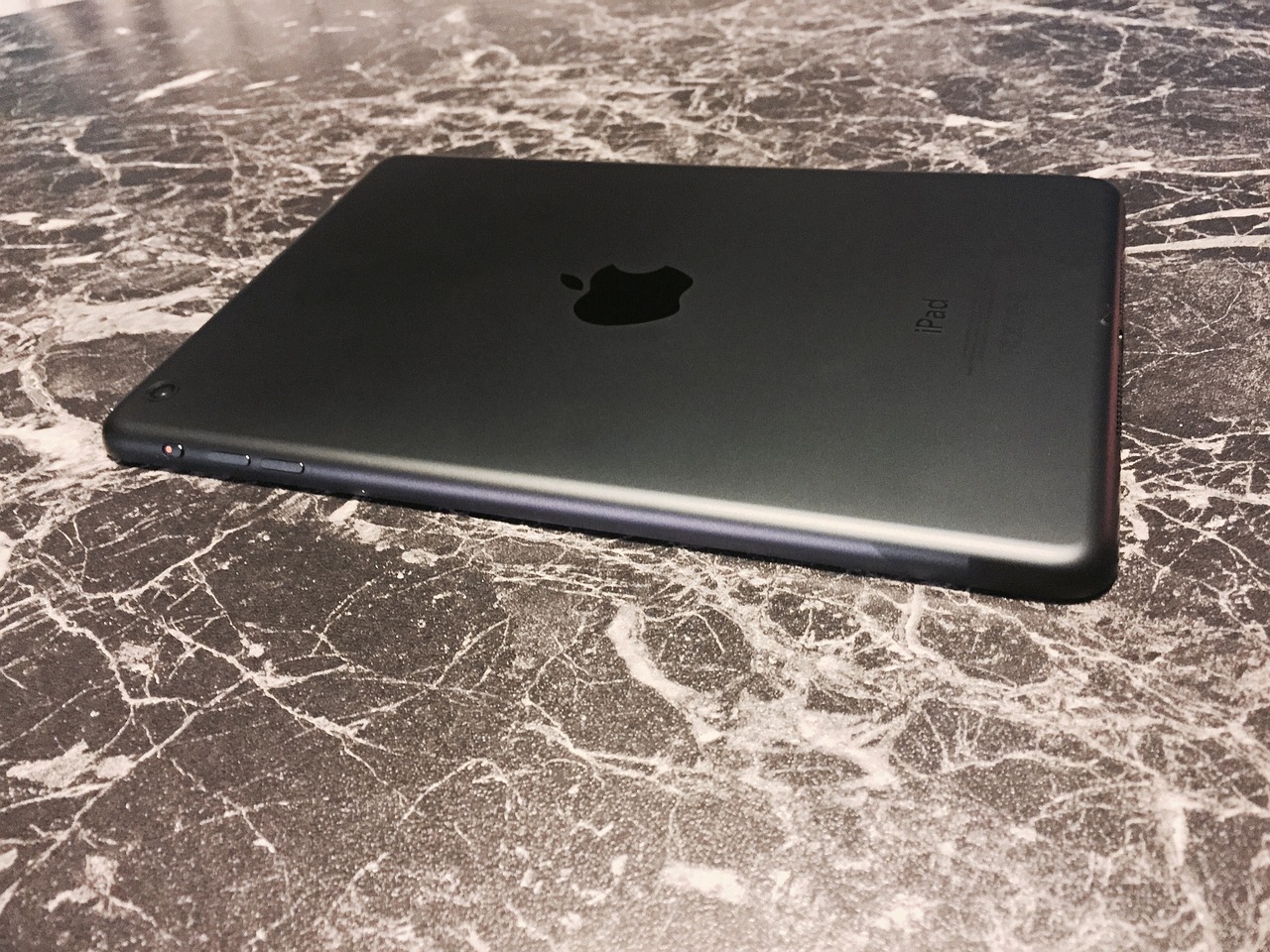 建議，四月蘋果新款iPad全新發(fā)布亮相，引領(lǐng)未來科技風(fēng)潮！